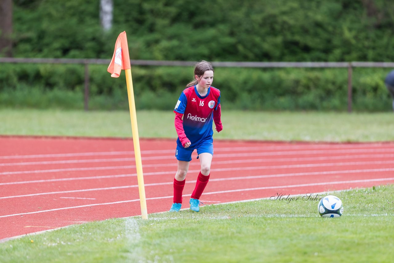 Bild 253 - wCJ VfL Pinneberg3 - St.Pauli : Ergebnis: 2:1